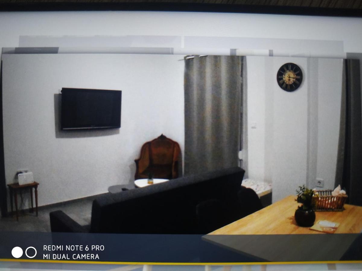 Minimal Apartment 칼라마타 외부 사진